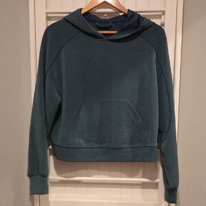 Lululemon Hoodie Cropped Green Softstreme Size 6